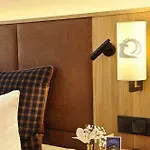 Hotel Blauer Bock 3*
