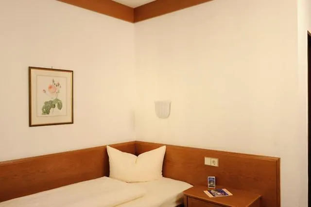 블라우어 복 3* 뮌헨