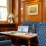 Hotel Blauer Bock 3*